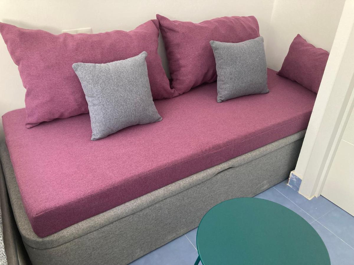 Malaguena Salerosa "Apartamento - Estudio Con Terraza" En Casa Tipica De 1 A 4 Dormitorios マラガ エクステリア 写真