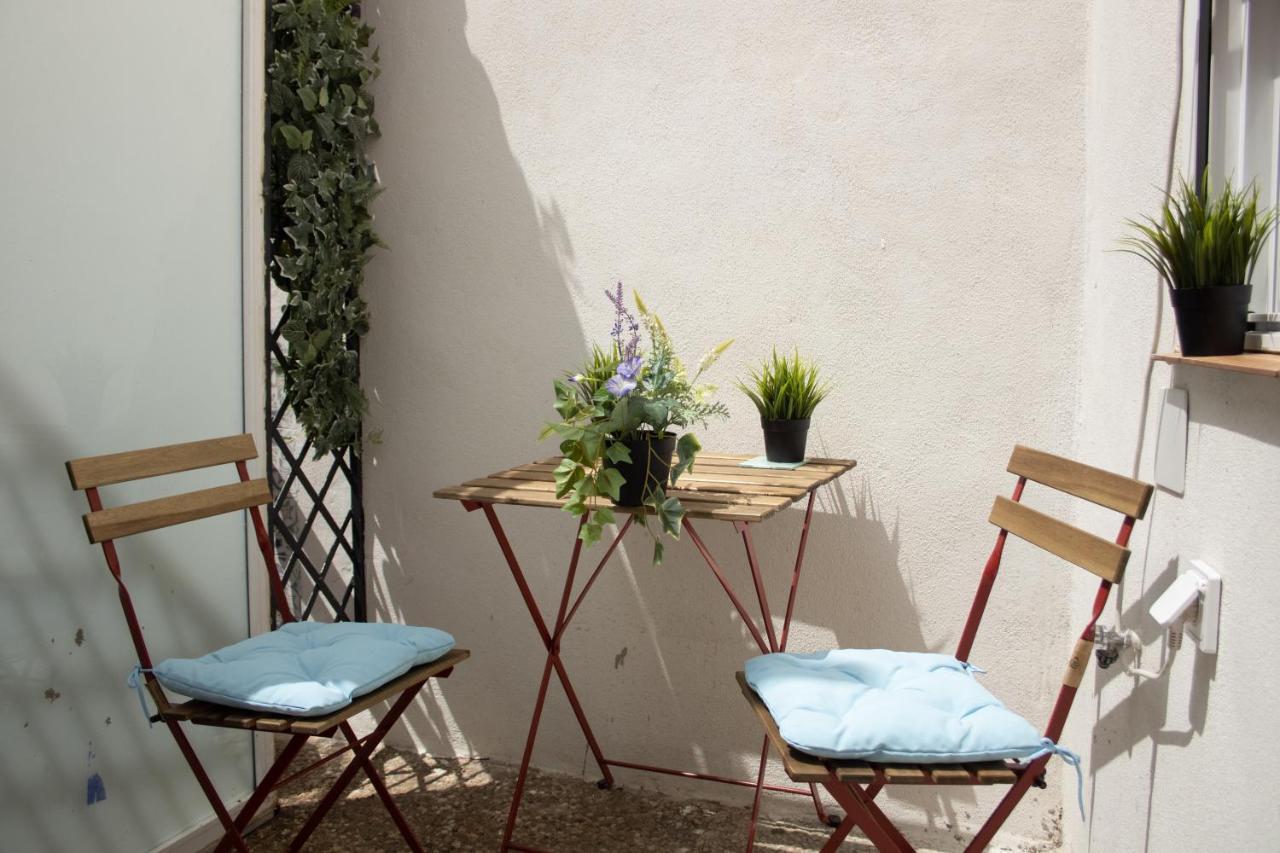Malaguena Salerosa "Apartamento - Estudio Con Terraza" En Casa Tipica De 1 A 4 Dormitorios マラガ エクステリア 写真