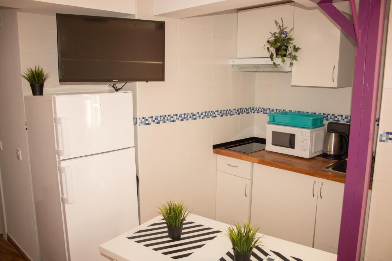 Malaguena Salerosa "Apartamento - Estudio Con Terraza" En Casa Tipica De 1 A 4 Dormitorios マラガ エクステリア 写真