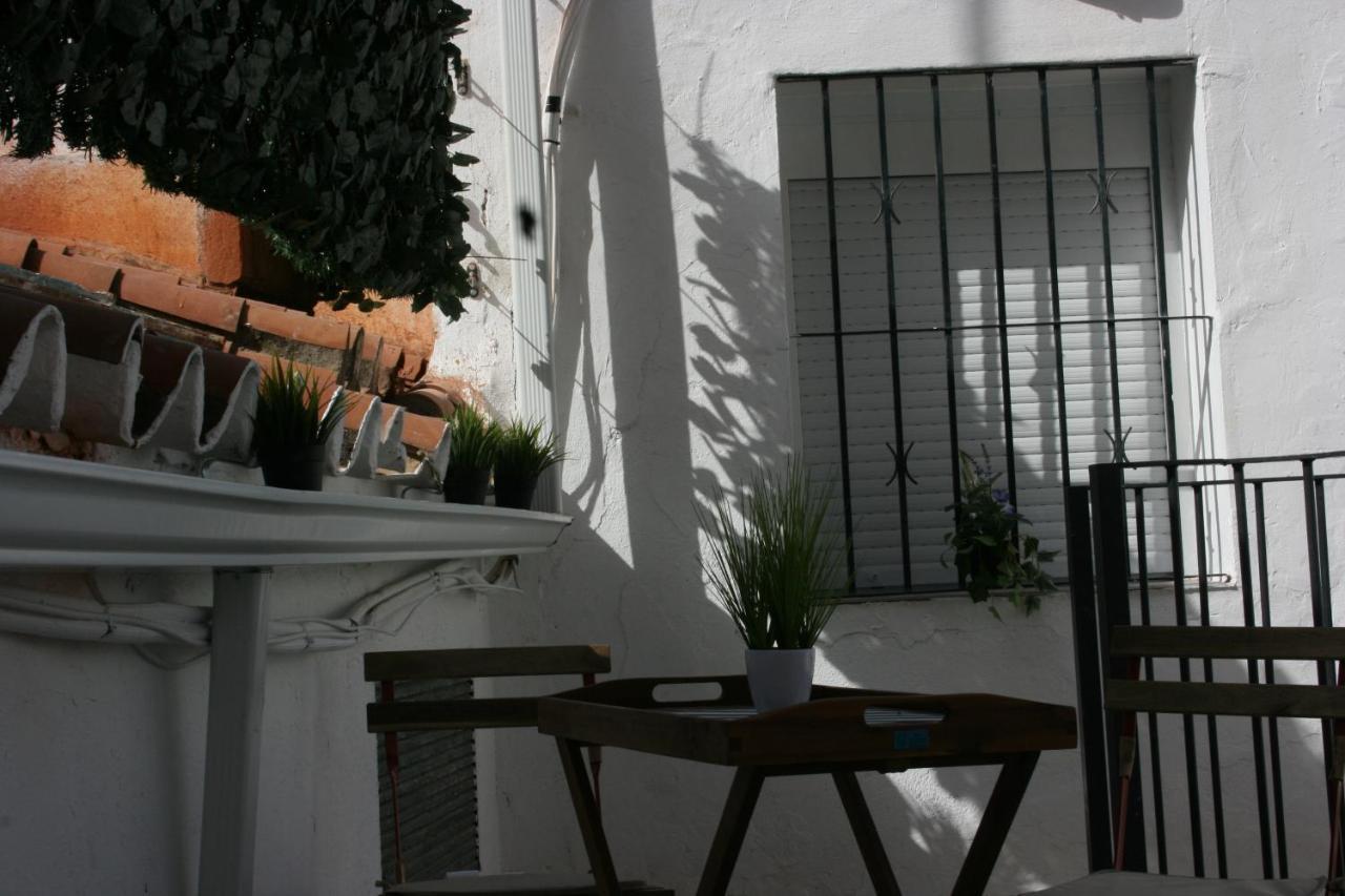 Malaguena Salerosa "Apartamento - Estudio Con Terraza" En Casa Tipica De 1 A 4 Dormitorios マラガ エクステリア 写真