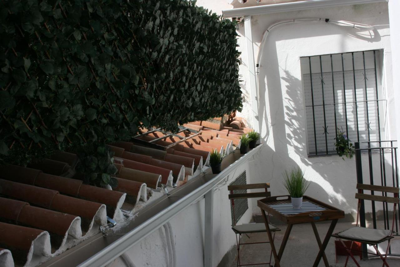Malaguena Salerosa "Apartamento - Estudio Con Terraza" En Casa Tipica De 1 A 4 Dormitorios マラガ エクステリア 写真